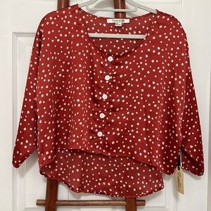 Satin high low shirt. NWT